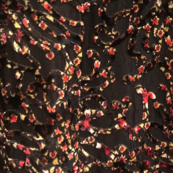 Sno Skins Long Sleeve V-Neck Raised Velour Multicolor Print Tunic Shirt Size M - Picture 13 of 16